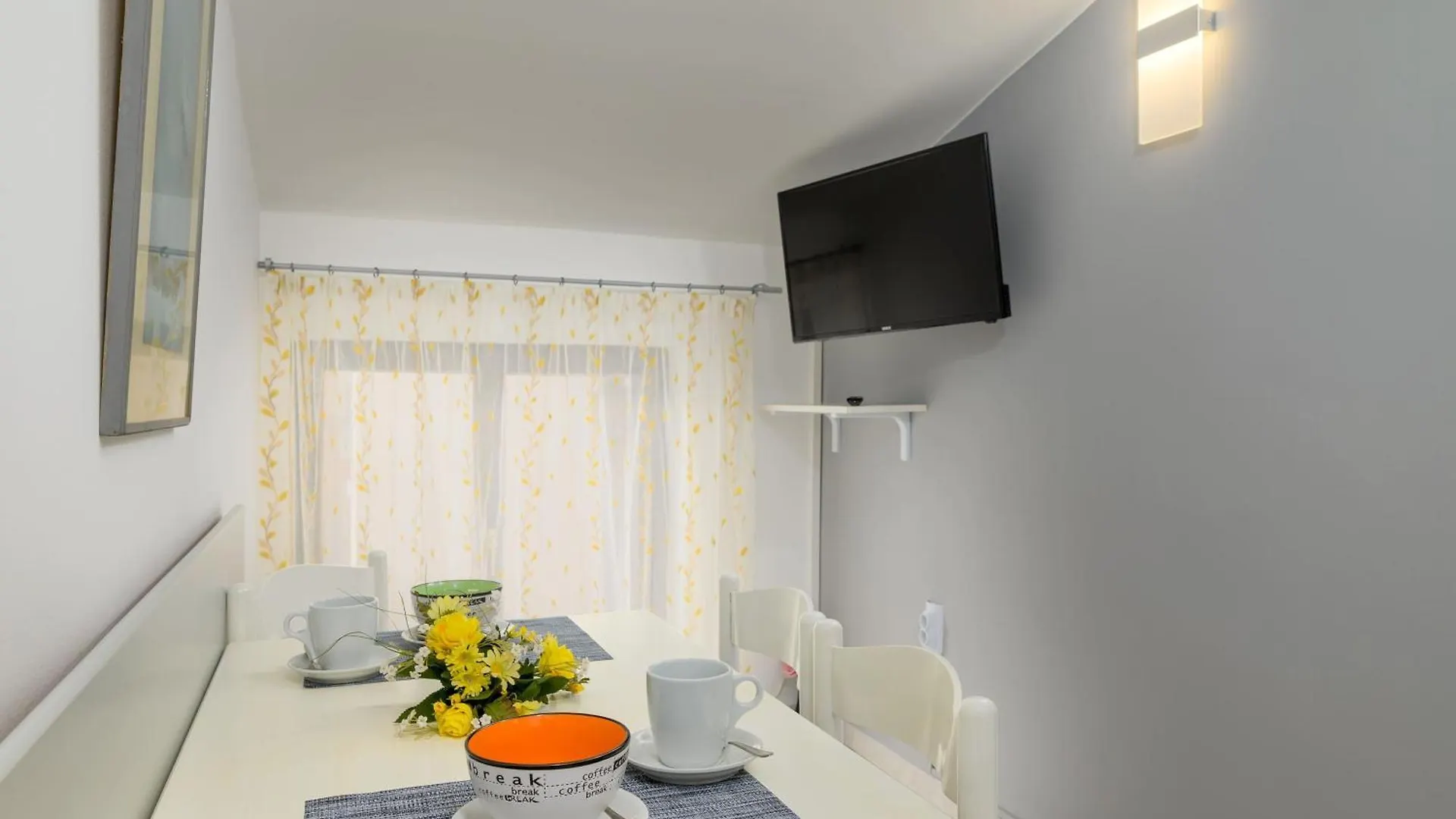 Schoene Ferienwohnung 6 Stinjan